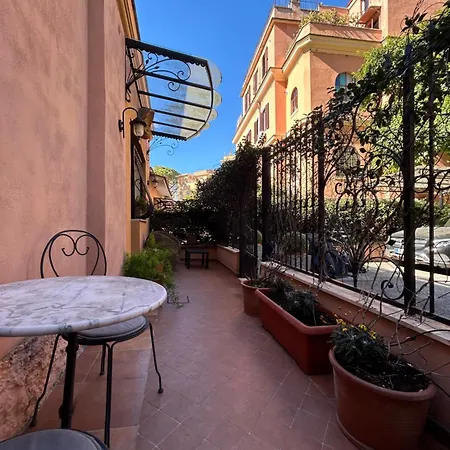 Lux Piramide Rome