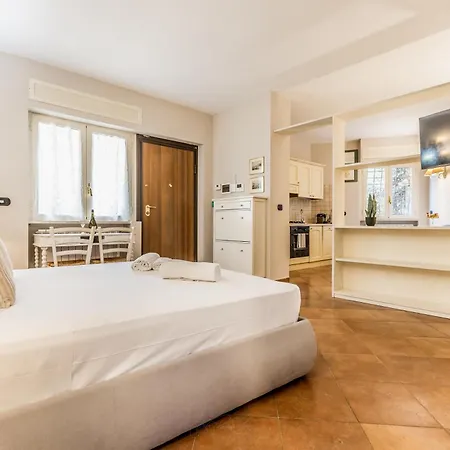 Eroma - Aventino Apartment